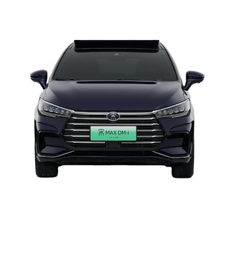 La voiture hybride à 6 places de BYD, Max Dmi