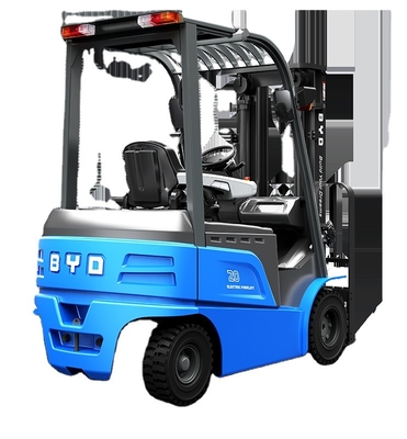 Fabriqué en Chine, le chariot élévateur électrique à quatre pivots de BYD pèse 3,0-3,5 tonnes