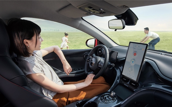La BYD e2 est une berline électrique compacte qui a une autonomie de 405 kilomètres.