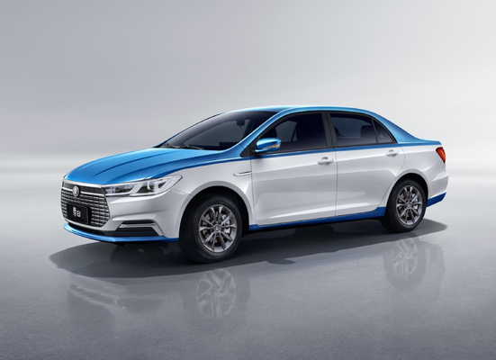 La berline familiale électrique pure la plus vendue de BYD a une autonomie ultra longue de 450 km.