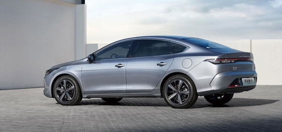 BYD Hybrid 120KM Family Car Destroyer 05 Champion Edition