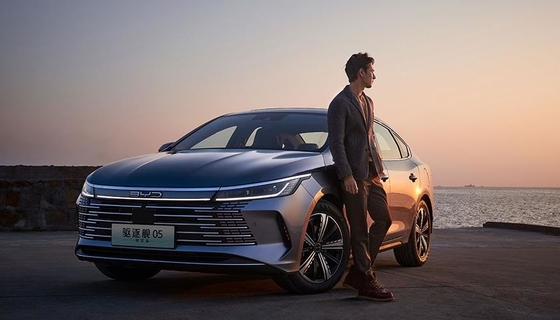 BYD Hybrid 120KM Family Car Destroyer 05 Champion Edition