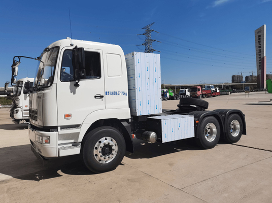Geely Remote M5 Pure Electric 6x4 Tracteur 423 kWh