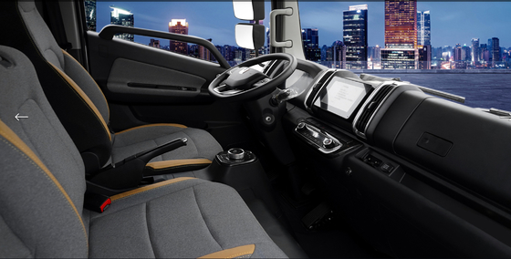 Geely Remote G1E Pure Electric Box Truck 4X2 Chargement du châssis Véhicule à voilure volante