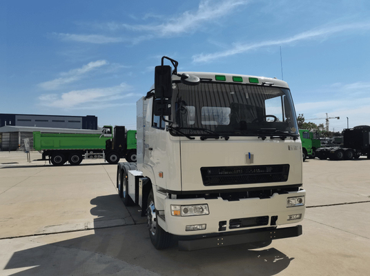 Commande à distance Geely M7E Pure électrique 6x4 Tracteur 282 degrés