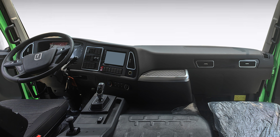 Commande à distance Geely M7E Pure Electric 8x4 camion de déchargement 282 degrés