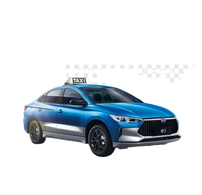 Le taxi électrique pur e3 BYD a une autonomie de 401 km.