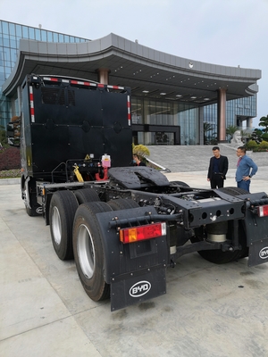 Vente à chaud 282 kilowattheures d'électricité, BYD 6x4 tracteur purement électrique dédié au quai
