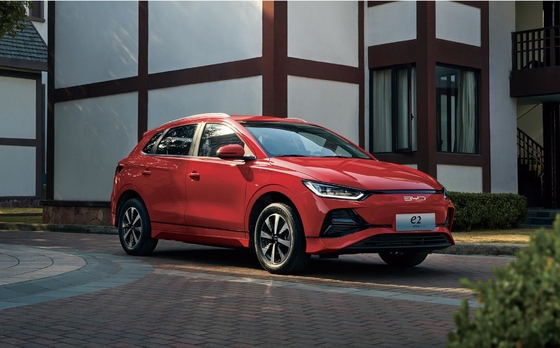 Fabriqué en Chine avec une autonomie de 405KM, 2023 pure électrique BYD e2 berline voiture partagée