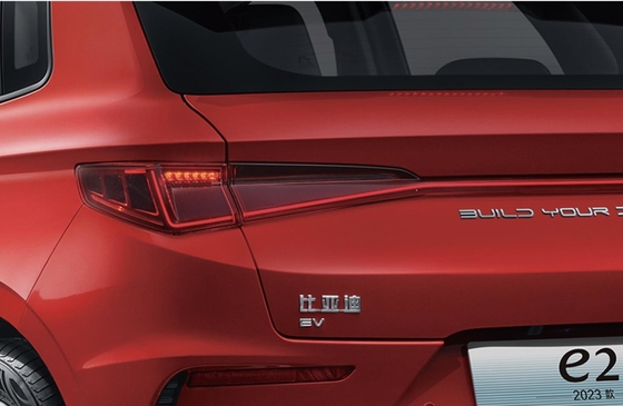 Fabriqué en Chine avec une autonomie de 405KM, 2023 pure électrique BYD e2 berline voiture partagée