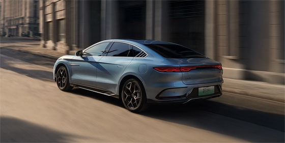 Hybride de référence de performance 2023 BYD Han DMI200KM berline électrique phare